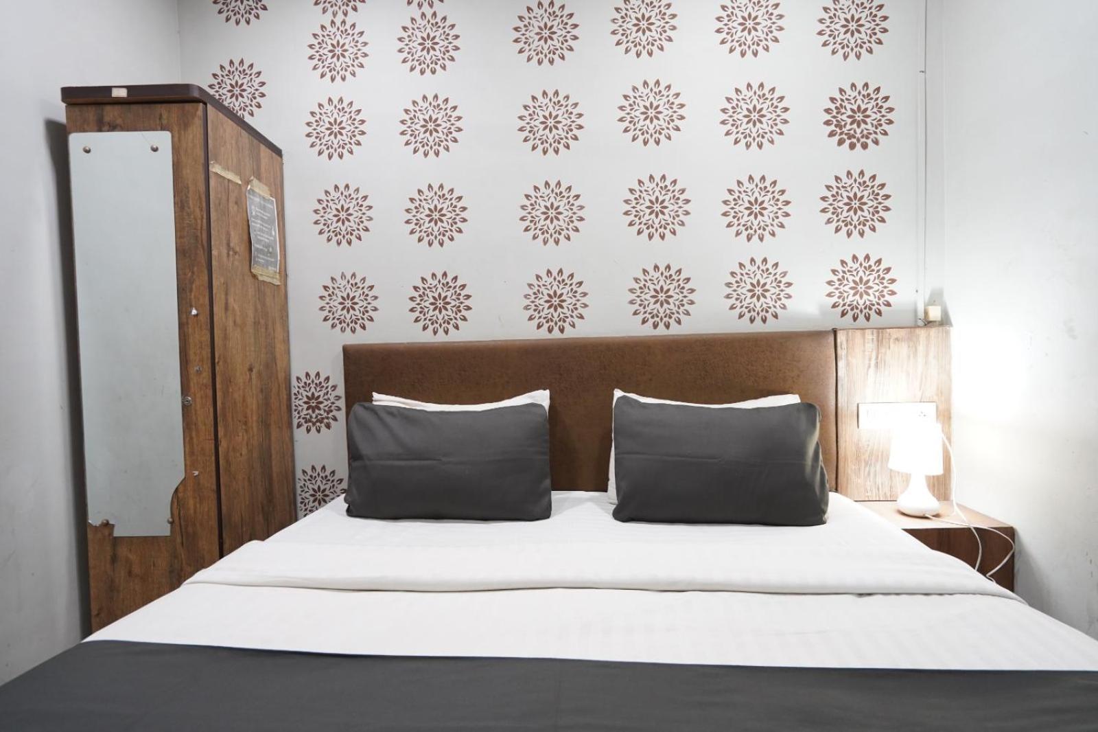 Hotel Sai Inn, Ahmedabad Airport Eksteriør billede